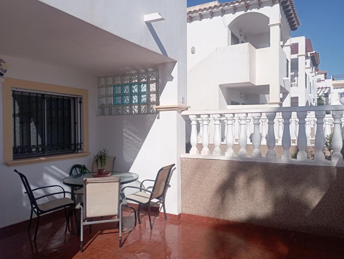 Spectacular Apartment In Punta Prima Alicante Bagian luar foto
